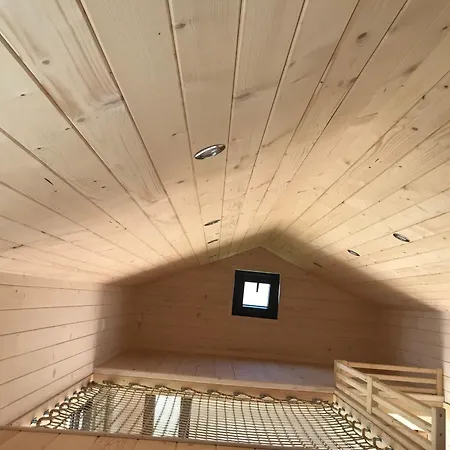 L'abeille Vie Tiny House Campsite